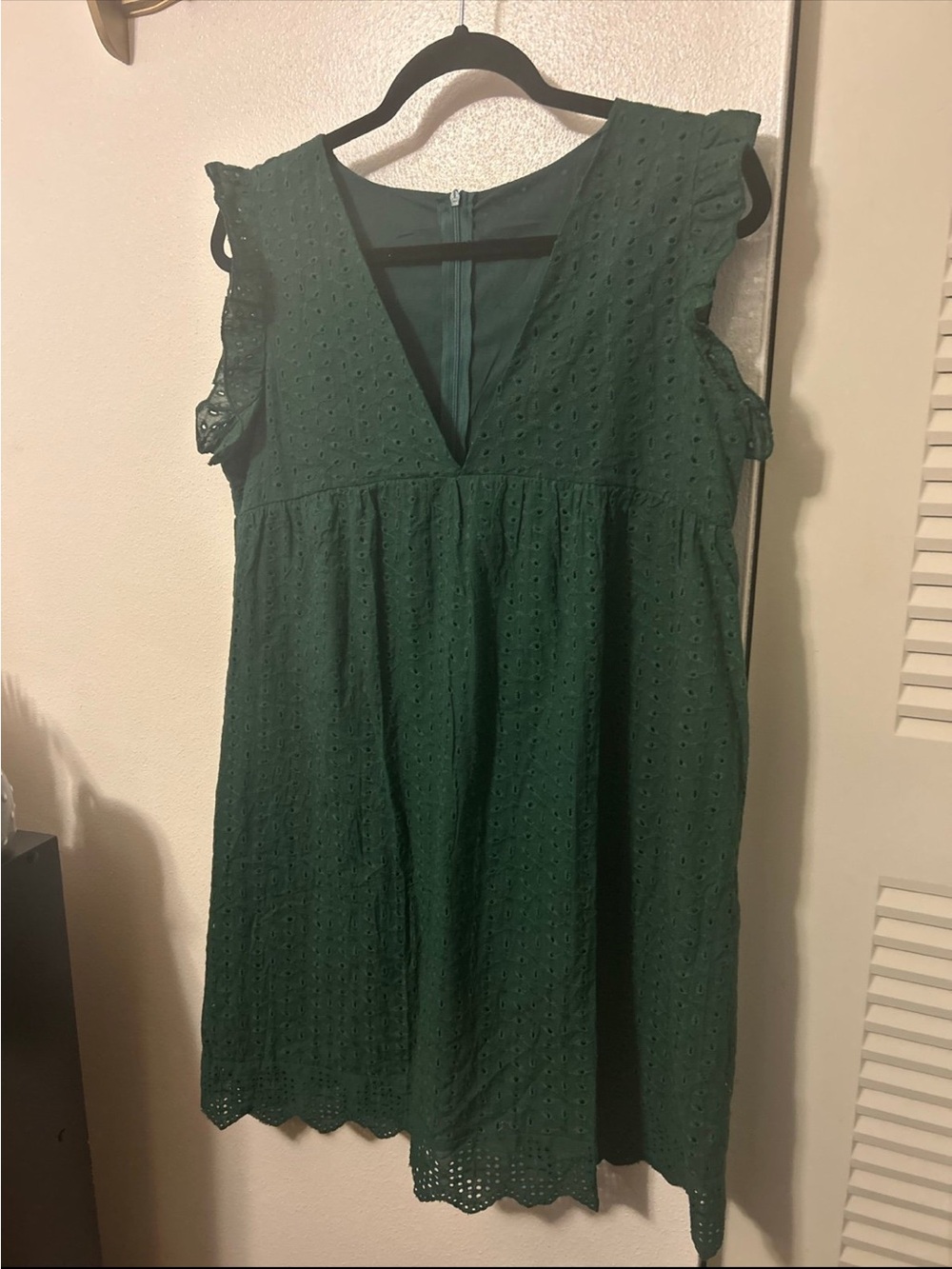 Women's Green Eyelet V-Neck dress